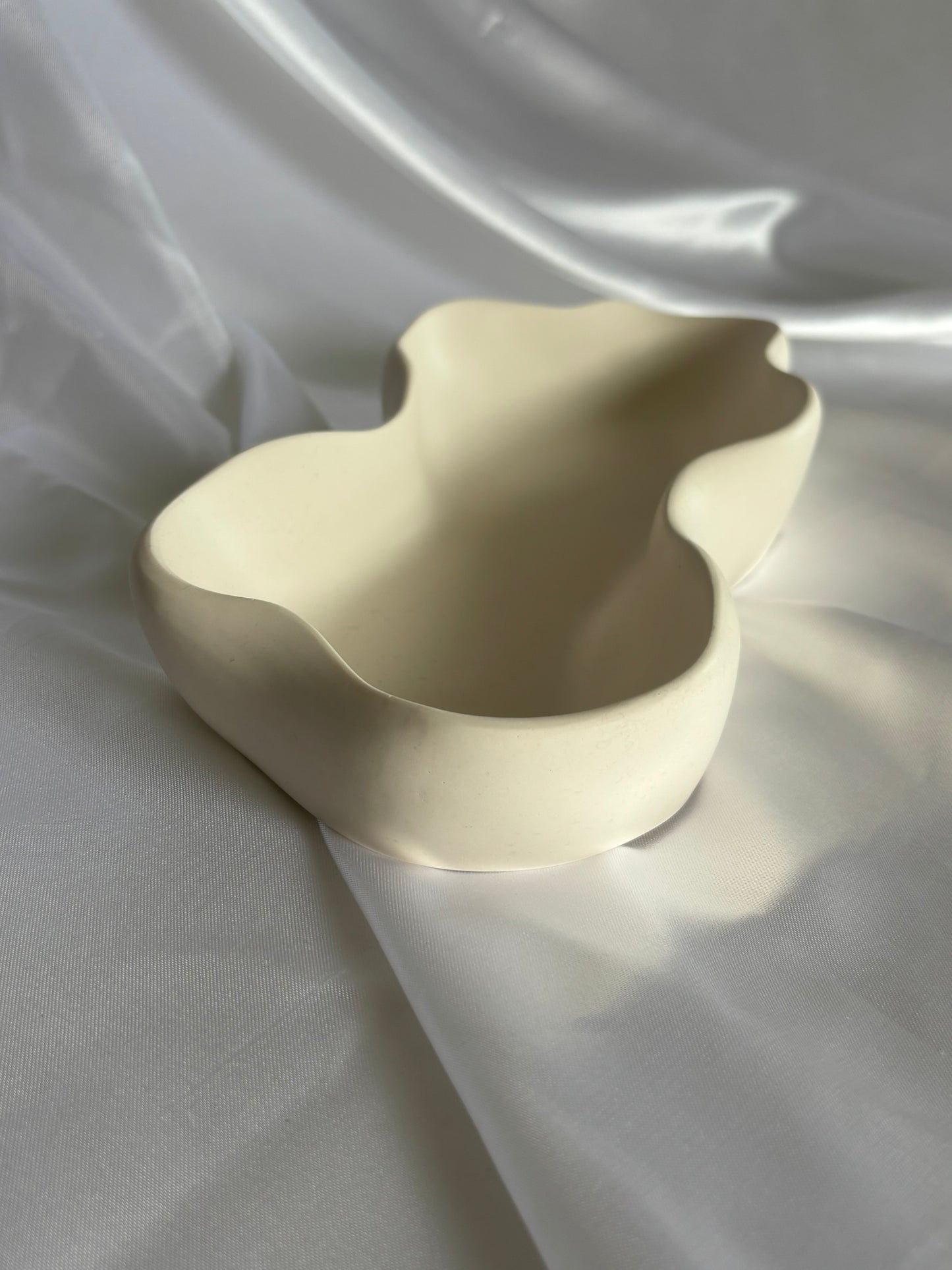 Silhouette Bowl